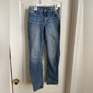 Wrangler girls riding Jean